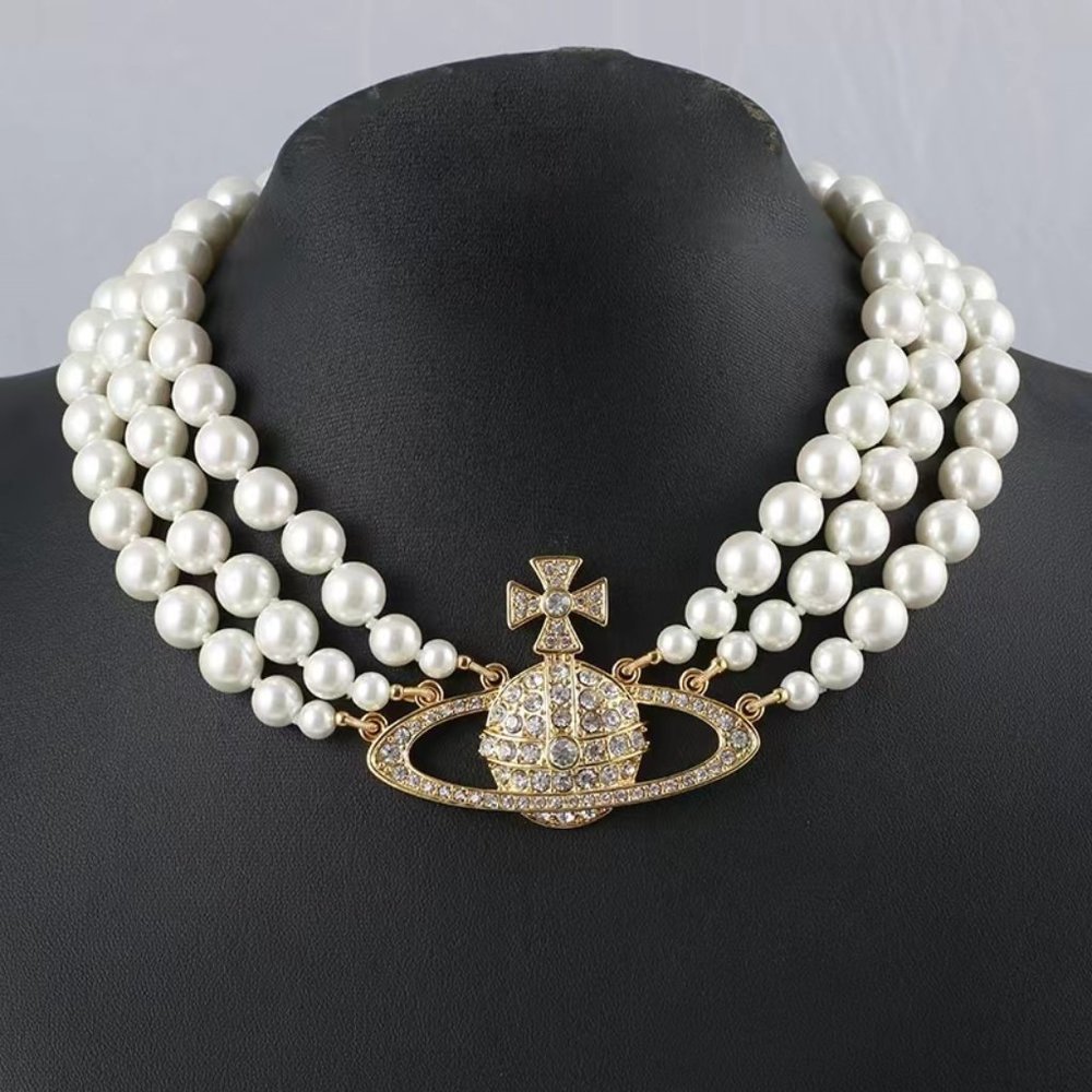 Vivienne Westwood triple pearl necklace